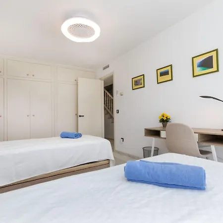 Creu De La Missio By Interhome * Cambrils